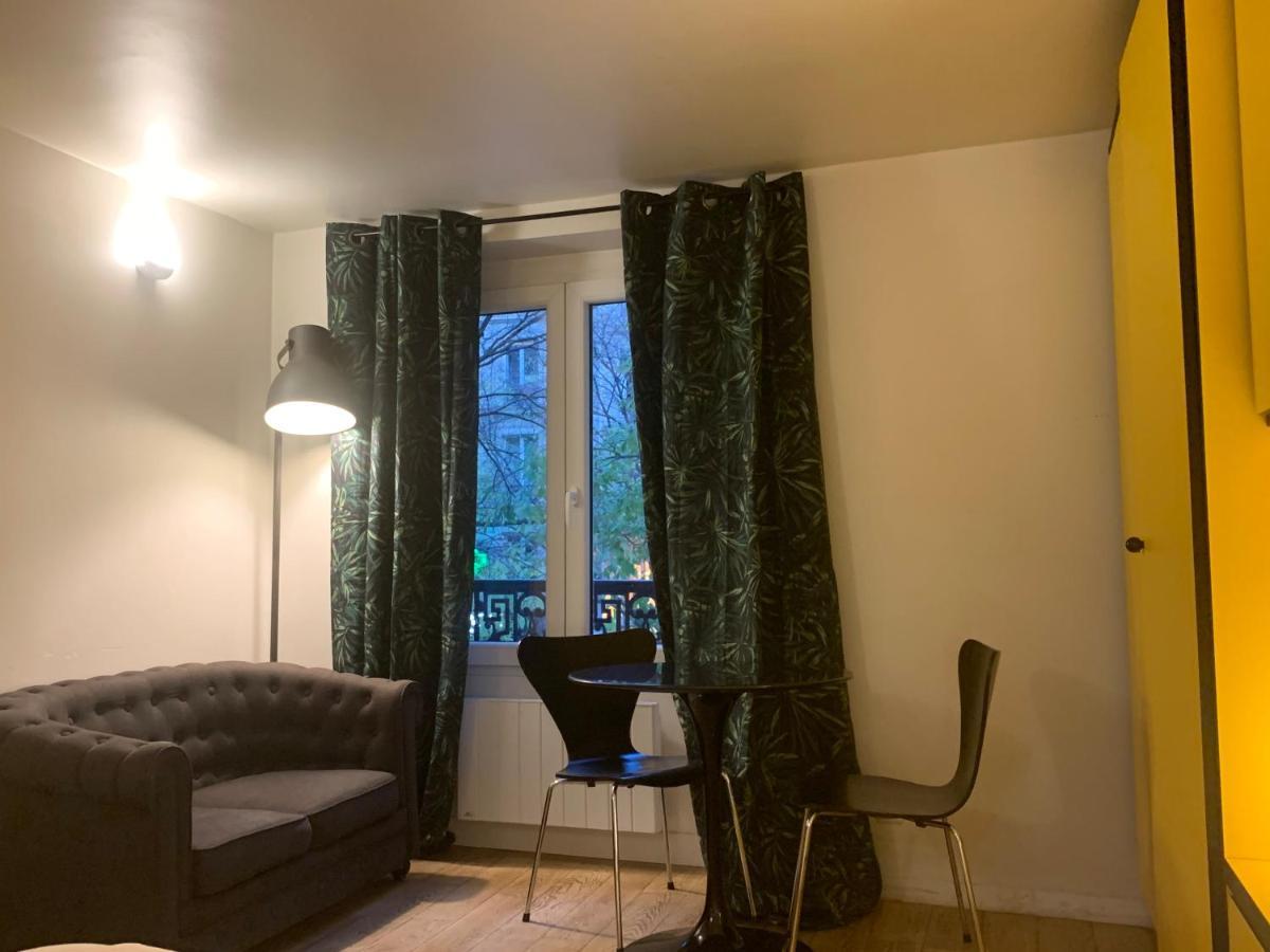 Charming Le Marais Retro Appartement Paris